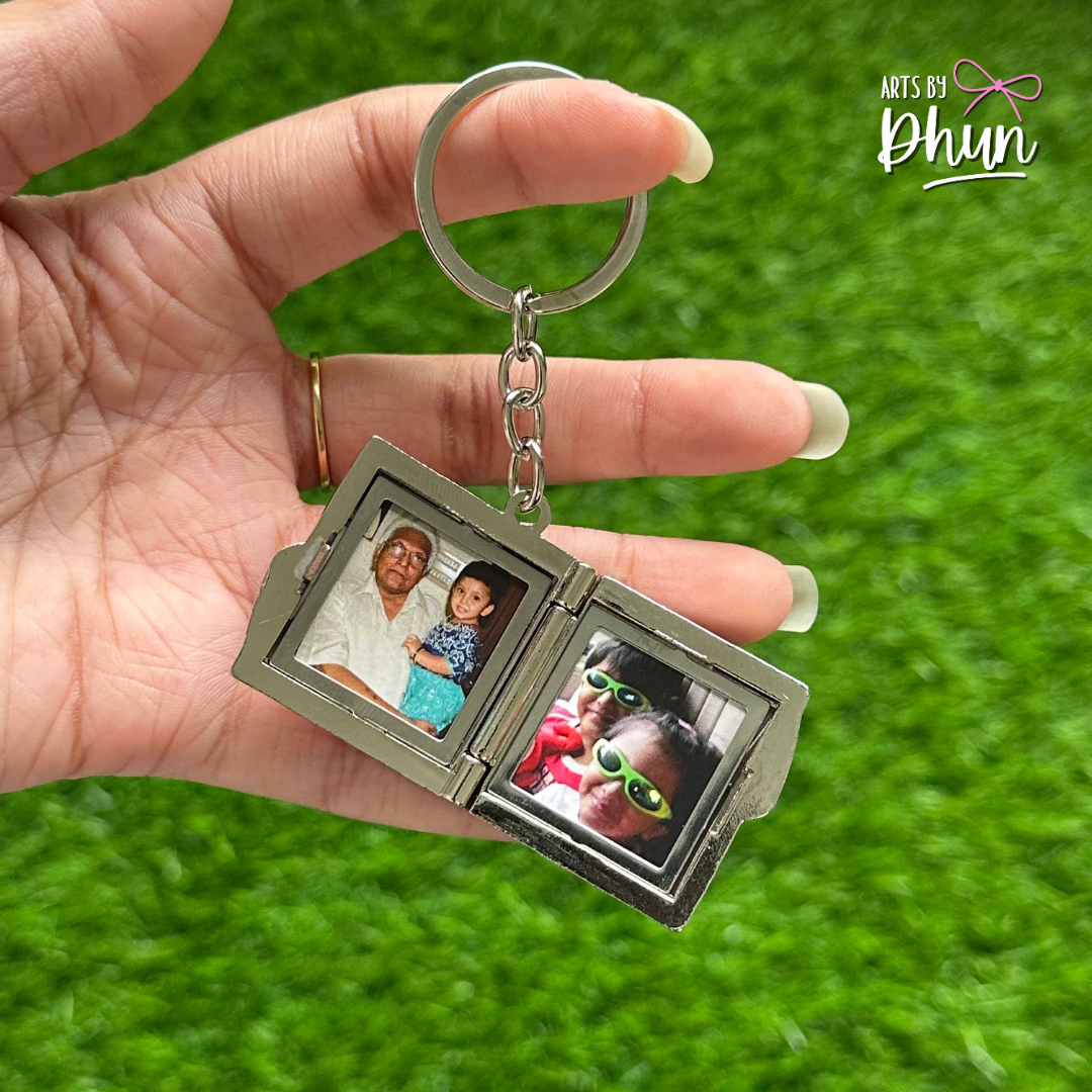 Square photo keychain