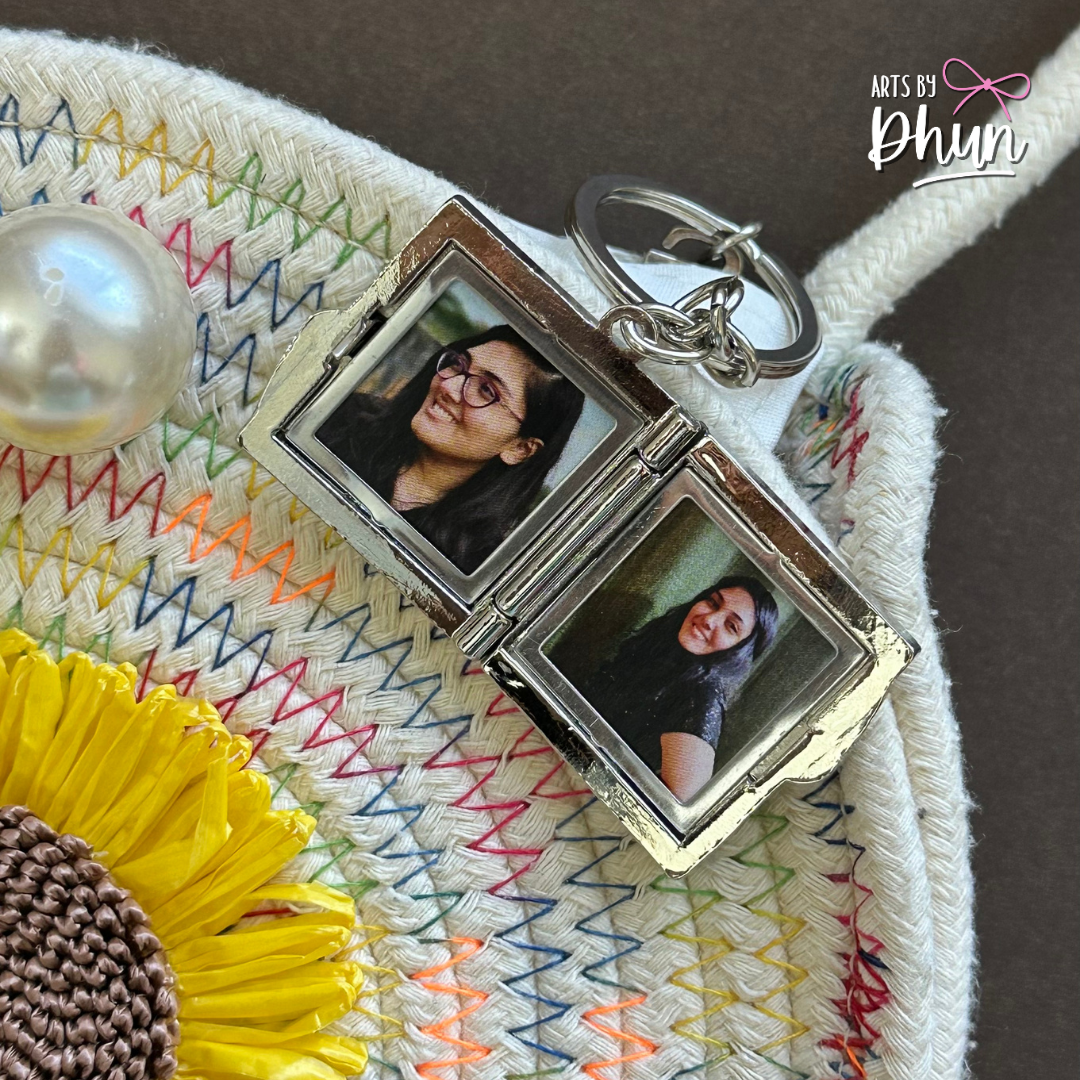 Square photo Keychain Customised